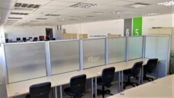 Χωρίσματα χαμηλά ύψους 1,70 γραφείων με αμμοβολή Χωρίσματα γραφείου χαμηλά.