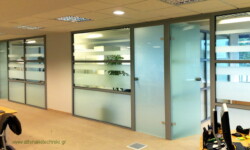 πορτες εσωτερικες χωρισματων γραφειων
