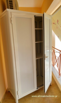 Ντουλάπα αλουμινίου για πλυντήριο. Ιδανική για τοποθέτηση πλυντηρίου ή στεγνωτηρίου σε μπαλκόνι – βεράντα – εξωτερικό χώρο.