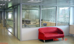 Η ολοκληρωμένη λύση για διαχωριστικά γραφείων Με εσωτερικές περιστρεφόμενες περσίδες μεταξύ των υαλοπινάκων. Read more https://athinaikitechniki.gr/service/%CF%87%CF%89%CF%81%CE%AF%CF%83%CE%BC%CE%B1%CF%84%CE%B1-%CE%BC%CE%B5-%CE%B5%CF%83%CF%89%CF%84%CE%B5%CF%81%CE%B9%CE%BA%CE%AD%CF%82-%CF%80%CE%B5%CF%81%CF%83%CE%AF%CE%B4%CE%B5%CF%82/