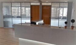 Ενσωματωμένες κινητές περσίδες, ηλεκτρικές ή χειροκίνητες ΚΙΝΗΤΆ ΧΩΡΙΣΜΑΤΑ ΓΡΑΦΕΙΩΝ Read more https://athinaikitechniki.gr/service/%CF%87%CF%89%CF%81%CE%AF%CF%83%CE%BC%CE%B1%CF%84%CE%B1-%CE%BC%CE%B5-%CE%B5%CF%83%CF%89%CF%84%CE%B5%CF%81%CE%B9%CE%BA%CE%AD%CF%82-%CF%80%CE%B5%CF%81%CF%83%CE%AF%CE%B4%CE%B5%CF%82/